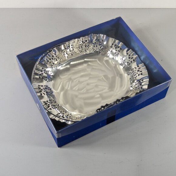 BMF Silverplated Wedding Basket with folding handle, with original box - Picture 6 of 13